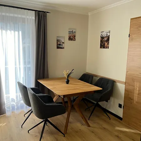 Bergblick * باد جاستاين