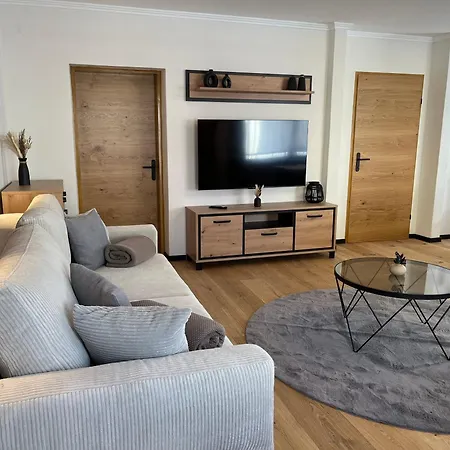 Bergblick * باد جاستاين